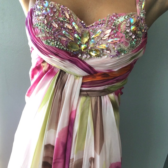 Prom Dress - Picture 4 of 7
